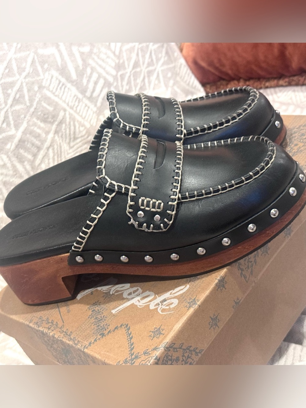 Free People Blanket Stitch Clogs Black Leather Studded Mule Clogs 8.5 - Picture 7 of 8